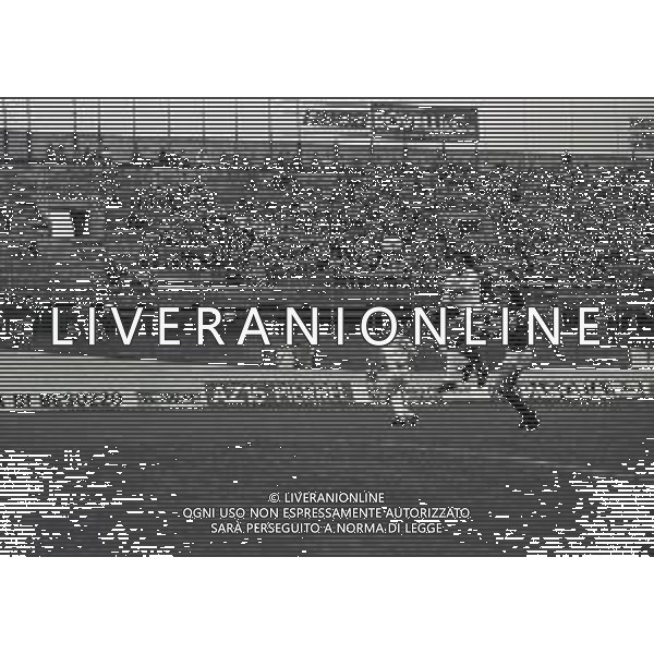 16-10-1983 VARESE CAMPIONATO DI CALCIO SERIE B VARESE CAGLIARI 2-1 NELLA FOTO AZIONE DI GIOCO AG ALDO LIVERANI SAS