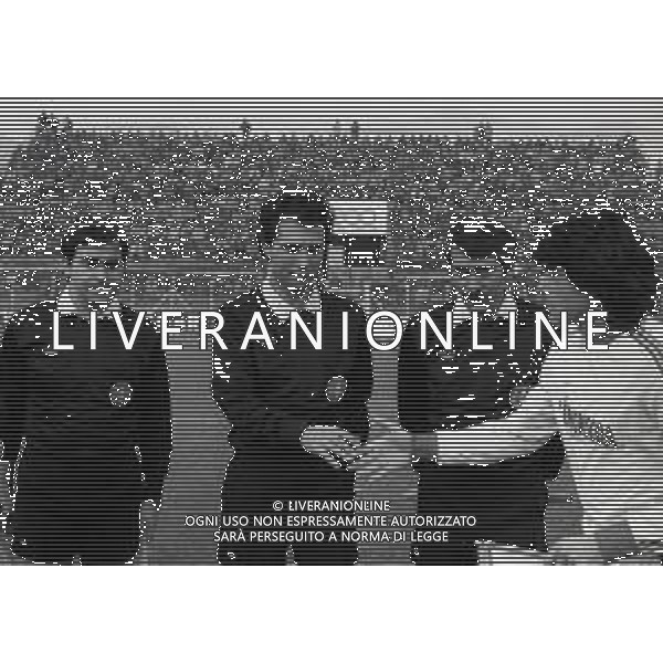 31-12-1983 COMO CAMPIONATO DI CALCIO SERIE B COMO -LECCE 1-0 NELLA FOTO ARBITRO ANGELO PELLICANO\' AG ALDO LIVERANI SAS