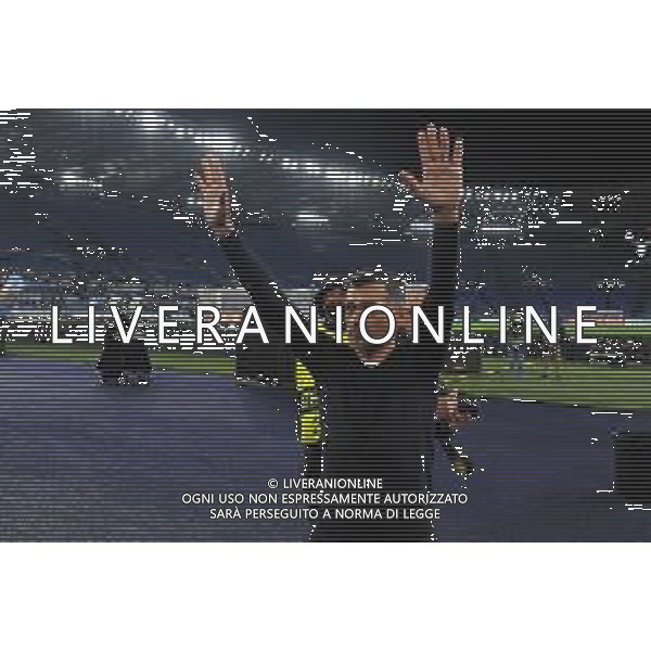 Lazio vs Porto Europa League - Sedicesimi di finale Stadio Olimpico - Roma 24-02-202 nella foto Saluto di Conceicao alla curva della Lazio ©Federico Gaetano/AGENZIA ALDO LIVERANI SAS