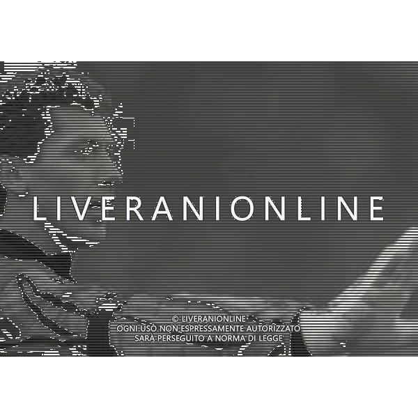 RETROSPETTIVA FABRIZIO FERRON CALCIATORE NELLA FOTO FABRIZIO FERRON CON LA MAGLIA DELL\'ATALANTA NELL\'ANNO 1992-1993 AG ALDO LIVERANI SAS 