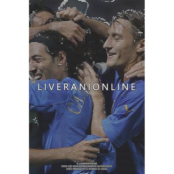 ITALIA- SLOVENIA 08/10/2005 NELLA FOTO ABBRACCI ITALIA AGENZIA ALDO LIVERANI