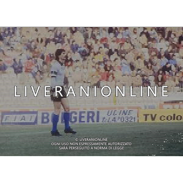 RETROSPETTIVA FABIO BRINI CALCIATORE NELLA FOTO FABIO BRINI CON LA MAGLIA DELL\'ASCOLI CALCIO NELL\'ANNO 1982 AG ALDO LIVERANI SAS