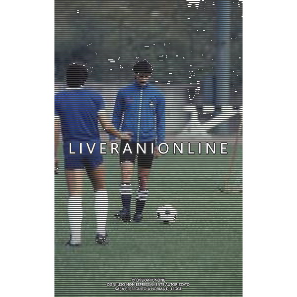 RETROSPETTIVA FABIO BRINI CALCIATORE NELLA FOTO FABIO BRINI CON LA MAGLIA DELL\'UDINESE CALCIO NELL\'ANNO 1983 AG ALDO LIVERANI SAS