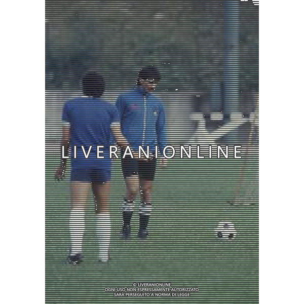 RETROSPETTIVA FABIO BRINI CALCIATORE NELLA FOTO FABIO BRINI CON LA MAGLIA DELL\'UDINESE CALCIO NELL\'ANNO 1983 AG ALDO LIVERANI SAS