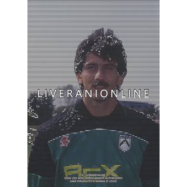 RETROSPETTIVA FABIO BRINI CALCIATORE NELLA FOTO FABIO BRINI NELL\'ANNO 1988 -1989 CON LA MAGLIA DELL\'UDINESE CALCIO  AG ALDO LIVERANI SAS 