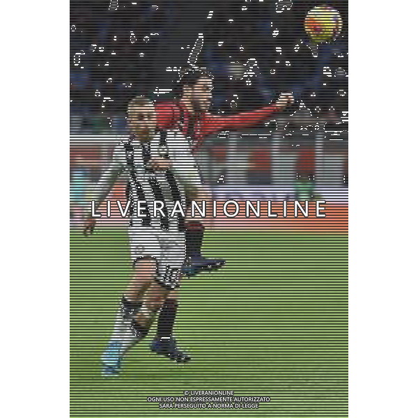 Gerard Deulofeu (Udinese) e Davide Calabria (Milan) Milan vs Udinese Campionato Serie A TIM - 27a giornata Milano 25-02-2022 Stadio Giuseppe Meazza - San Siro foto Roberto Garavaglia/ag. Aldo Liverani sas/AGENZIA ALDO LIVERANI SAS