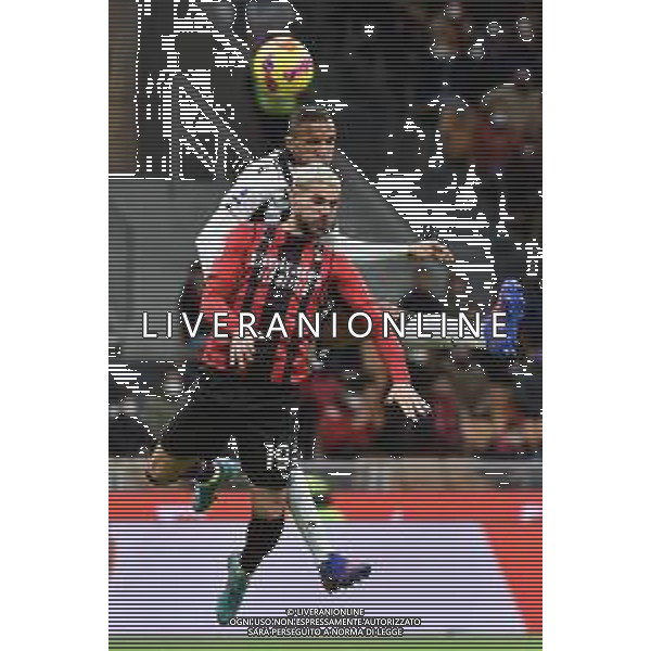 Theo Hernandez (Milan) e dietro Rodrigo Becao (Udinese) Milan vs Udinese Campionato Serie A TIM - 27a giornata Milano 25-02-2022 Stadio Giuseppe Meazza - San Siro foto Roberto Garavaglia/ag. Aldo Liverani sas/AGENZIA ALDO LIVERANI SAS