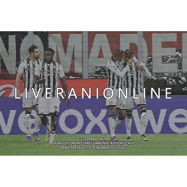 esultanza Udinese dopo il gol dell\'1 a 1 Destiny Udogie Milan vs Udinese Campionato Serie A TIM - 27a giornata Milano 25-02-2022 Stadio Giuseppe Meazza - San Siro foto Roberto Garavaglia/ag. Aldo Liverani sas/AGENZIA ALDO LIVERANI SAS