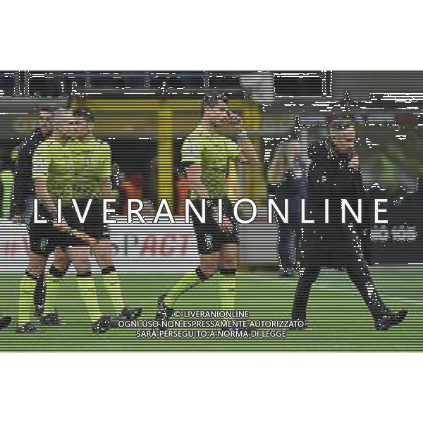 l\'arbitro Matteo Marchetti di Ostia Lido esce dal campo Milan vs Udinese Campionato Serie A TIM - 27a giornata Milano 25-02-2022 Stadio Giuseppe Meazza - San Siro foto Roberto Garavaglia/ag. Aldo Liverani sas/AGENZIA ALDO LIVERANI SAS