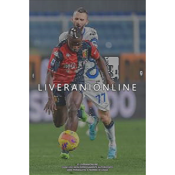 Danilo Vigo/LMedia - Genoa CFC vs Inter - FC Internazionale - italian soccer Serie A match 2021/2022 February 25 2022 - Luigi Ferraris stadium Genova, Italy Genoa CFC vs Inter - FC Internazionale Photo showing: Yayah Kallon (Genoa) Marcelo Brozovic (Inter) @Danilo Vigo/LiveMedia /AGENZIA ALDO LIVERANI SAS