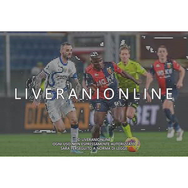 Danilo Vigo/LMedia - Genoa CFC vs Inter - FC Internazionale - italian soccer Serie A match 2021/2022 February 25 2022 - Luigi Ferraris stadium Genova, Italy Genoa CFC vs Inter - FC Internazionale Photo showing: Marcelo Brozovic (Inter) - Yayah Kallon (Genoa) @Danilo Vigo/LiveMedia /AGENZIA ALDO LIVERANI SAS