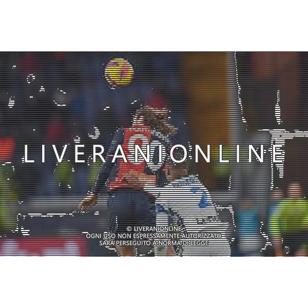 Danilo Vigo/LMedia - Genoa CFC vs Inter - FC Internazionale - italian soccer Serie A match 2021/2022 February 25 2022 - Luigi Ferraris stadium Genova, Italy Genoa CFC vs Inter - FC Internazionale Photo showing: Manolo Portanova (Genoa) DENZEL DUMFRIES (Inter) @Danilo Vigo/LiveMedia /AGENZIA ALDO LIVERANI SAS