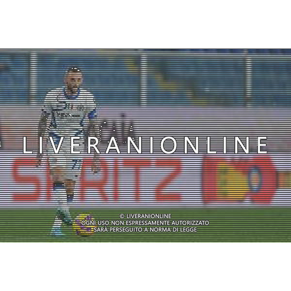 Danilo Vigo/LMedia - Genoa CFC vs Inter - FC Internazionale - italian soccer Serie A match 2021/2022 February 25 2022 - Luigi Ferraris stadium Genova, Italy Genoa CFC vs Inter - FC Internazionale Photo showing: Marcelo Brozovic (Inter) @Danilo Vigo/LiveMedia /AGENZIA ALDO LIVERANI SAS