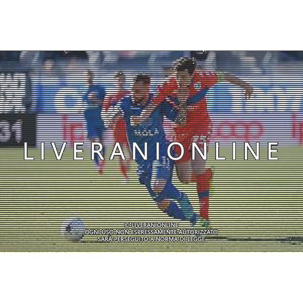 © TVRG Vittorio Parigini (Como) e Dimitri Bisoli (Brescia) Como vs Brescia Campionato Serie BKT - 26a giornata Como 26-02-2022 Stadio Giuseppe Sinigaglia foto Roberto Garavaglia/ag. Aldo Liverani sas/AGENZIA ALDO LIVERANI SAS