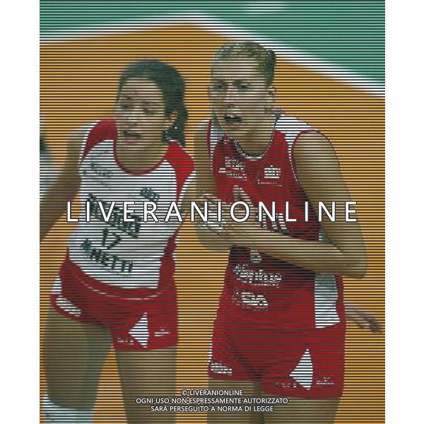 Vicenza -09-10-2005 campionato volley femminile minetti infoplus vicenza- bigmat kerakoll chieri borrelli valentina Photo filippo venezia-agenzia aldo liverani