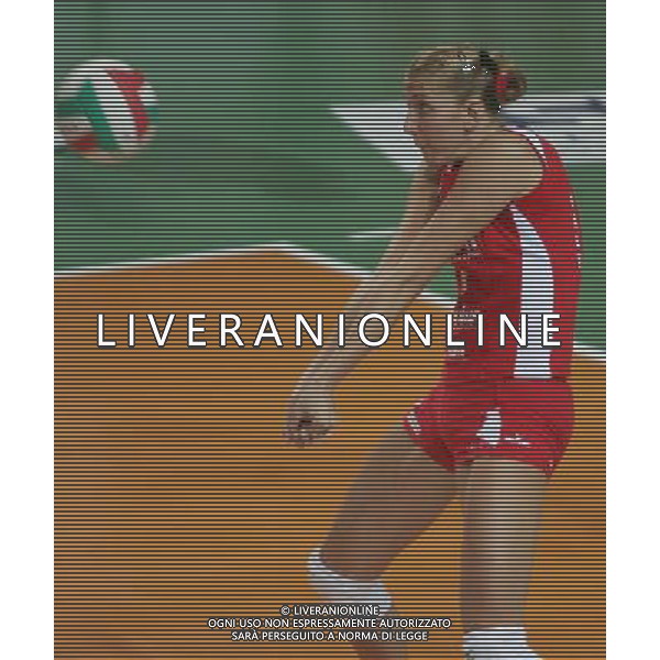 Vicenza -09-10-2005 campionato volley femminile minetti infoplus vicenza- bigmat kerakoll chieri borrelli valentina Photo filippo venezia-agenzia aldo liverani