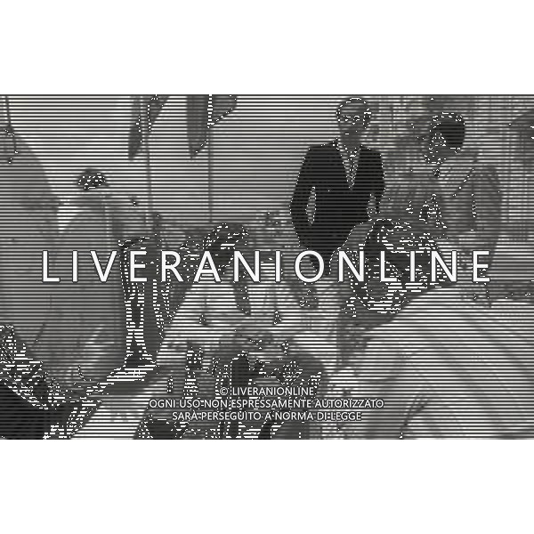 RETROSPETTIVA CARLOS MONZON PUGILE NELLA FOTO CARLOS MONZON A CANNES NELL\'ANNO 1977 AG ALDO LIVERANI SAS