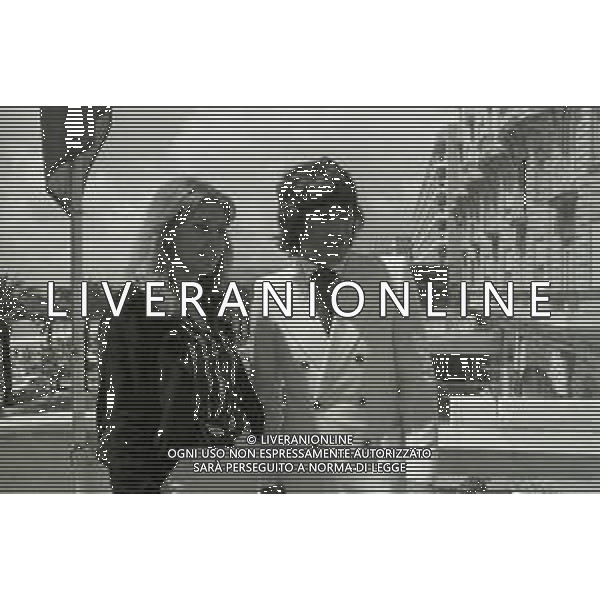 RETROSPETTIVA CARLOS MONZON PUGILE NELLA FOTO CARLOS MONZON A CANNES NELL\'ANNO 1977 CON SUSANA GIMENEZ AG ALDO LIVERANI SAS