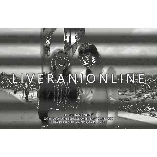 RETROSPETTIVA CARLOS MONZON PUGILE NELLA FOTO CARLOS MONZON A CANNES NELL\'ANNO 1977 CON SUSANA GIMENEZ AG ALDO LIVERANI SAS