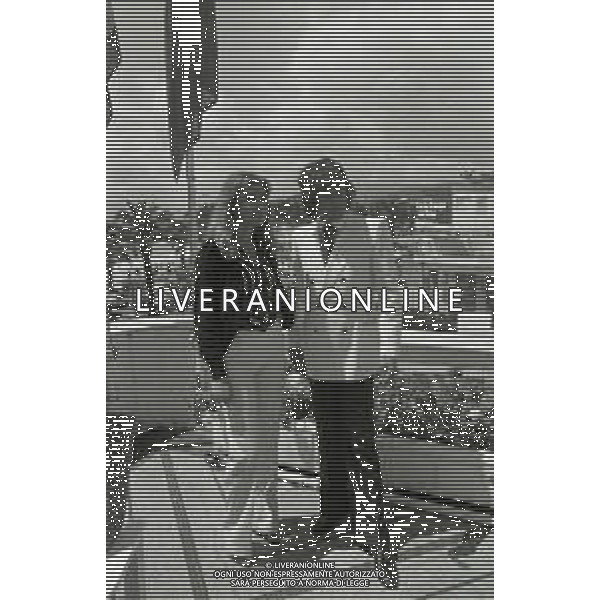 RETROSPETTIVA CARLOS MONZON PUGILE NELLA FOTO CARLOS MONZON A CANNES NELL\'ANNO 1977 CON SUSANA GIMENEZ AG ALDO LIVERANI SAS