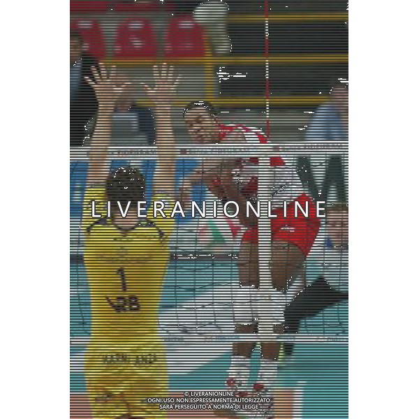 VERONA 09/10/2005 CAMPIONATO ITALIANO PALLAVOLO 2005/2006 MARMI LANZA VERONA-LUBE BANCA MARCHE MACERATA NELLA FOTO:DENNIS ANGEL FOTO PAOLA GARBUIO/ALDO LIVERANI s.a.s