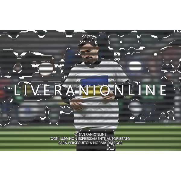 i giocatori del Milan durante il riscaldamento con una maglietta per la pace, contro la guerra in ucraina - alessio romagnoli Milan vs Inter Coppa Italia Frecciarossa - semifinale gara di andata Milano 01-03-2022 Stadio Giuseppe Meazza - San Siro foto Roberto Garavaglia/ag. Aldo Liverani sas /AGENZIA ALDO LIVERANI SAS