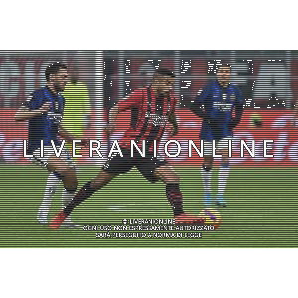 Junior Messias (Milan) e sulla SX Hakan Calhanoglu (Inter) Milan vs Inter Coppa Italia Frecciarossa - semifinale gara di andata Milano 01-03-2022 Stadio Giuseppe Meazza - San Siro foto Roberto Garavaglia/ag. Aldo Liverani sas