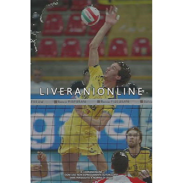VERONA 09/10/2005 CAMPIONATO ITALIANO PALLAVOLO 2005/2006 MARMI LANZA VERONA-LUBE BANCA MARCHE MACERATA NELLA FOTO:SEMENZATO ANDREA FOTO PAOLA GARBUIO/ALDO LIVERANI s.a.s