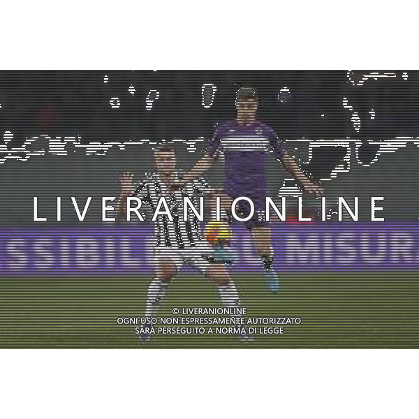 Fiorentina - Juventus semifinale di Coppa Italia 2021-2022 del 02/03/2022 nella foto: Piatek Krzysztof(acf Fiorentina)- e Matthijs de Ligt ©Claudio Zamagni/Agenzia Aldo Liverani /AGENZIA ALDO LIVERANI SAS