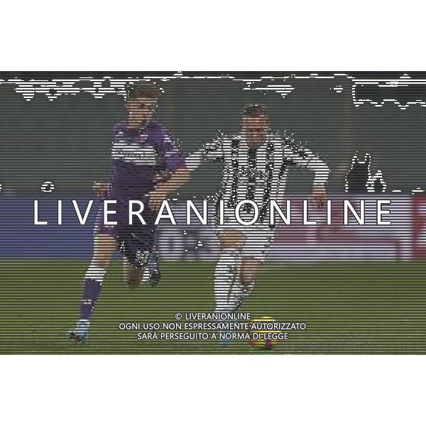 Fiorentina - Juventus semifinale di Coppa Italia 2021-2022 del 02/03/2022 nella foto: Arthur Melo(Juventus f.c.) Piatek Krzysztof(acf Fiorentina)- ©Claudio Zamagni/Agenzia Aldo Liverani /AGENZIA ALDO LIVERANI SAS