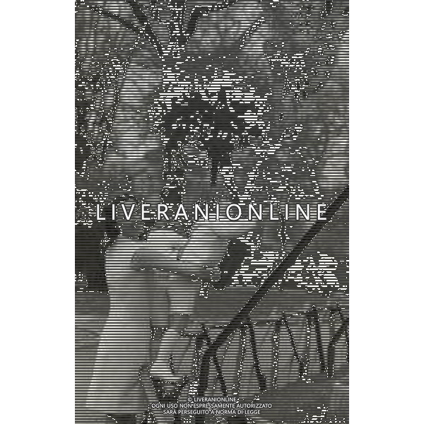 RETROSPETTIVA ABA CERCATO ANNUNCIATRICE TELEVISIVA E CONDUTTRICE TELEVISIVA NELLA FOTO ABA CERCATO A ROMA NELL\'ANNO 1969 AG ALDO LIVERANI SAS