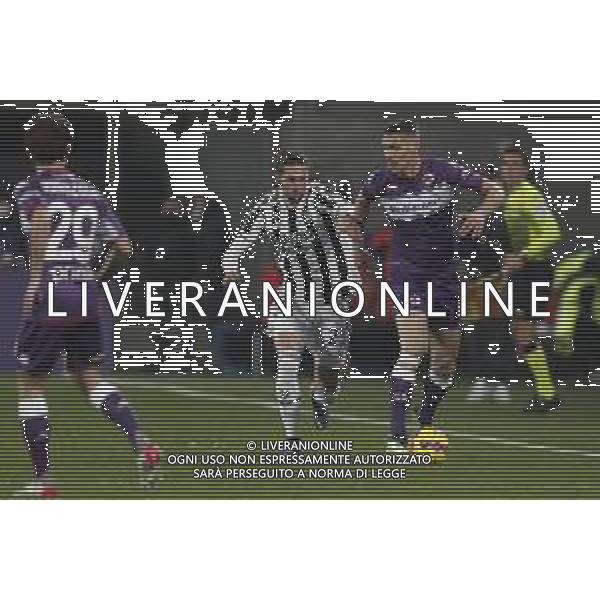 Fiorentina - Juventus semifinale di Coppa Italia 2021-2022 del 02/03/2022 nella foto: Nikola Milenkovic (acf Fiorentina)-Rabiot Adrien (Juventus f.c.) ©Claudio Zamagni/Agenzia Aldo Liverani