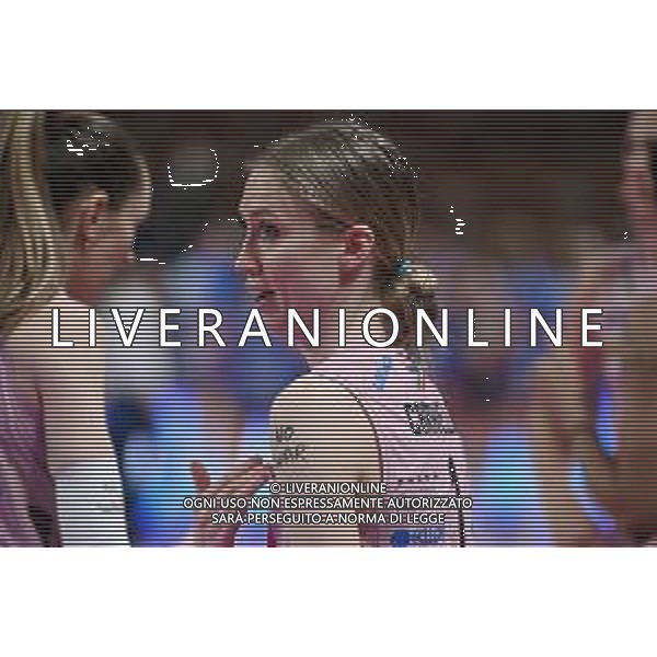 ¬© TVRG Lara Caravello (Conegliano) come tutte le sue compagne di squadra con la scritta No War sul bbraccio Igor Gorgonzola Novara vs Prosecco DOC Imoco Volley Conegliano Campionato Serie A1 femminile - 3a giornata di ritorno Novara 03-03-2022 Pala Igor Gorgonzola foto Roberto Garavaglia/ag. Aldo Liverani sas /AGENZIA ALDO LIVERANI SAS