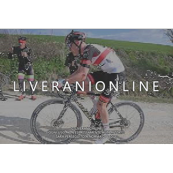 05-03-2022 Strade Bianche; 2022, Uae Emirates; Pogacar, Tadej; Monte Sante Marie; ©SIROTTI/AGENZIA ALDO LIVERANI SAS