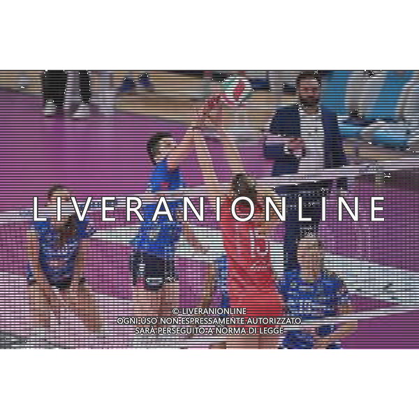 © TVRG Ebrar Karakurt (Novara) e Jovana Stevanovic (Busto Arsizio) Igor Gorgonzola Novara vs Unet E-Work Busto Arsizio Campionato Serie A1 femminile - 9a giornata di ritorno Novara 06-03-2022 Pala Igor Gorgonzola foto Roberto Garavaglia/ag. Aldo Liverani sas/AGENZIA ALDO LIVERANI SAS