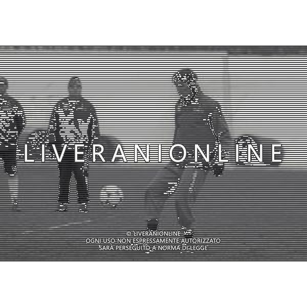 1995 MILANELLO ALLENAMENTO MILAN CALCIO NELLA FOTO PAOLO MALDINI AG ALDO LIVERANI SAS