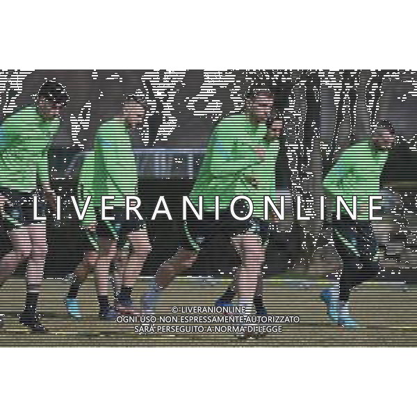 © TVRG Allenamento Champions Inter nella foto Edin Dzeko Appiano Gentile (CO) 07-03-2022 Centro sportivo Suning in memoria di Angelo Moratti Allenamento dell\'Inter in preparazione della gara contro il Liverpool valevole per la gara di ritorno degli ottavi di finale della UEFA Champions League foto Roberto Garavaglia/ag. Aldo Liverani sas