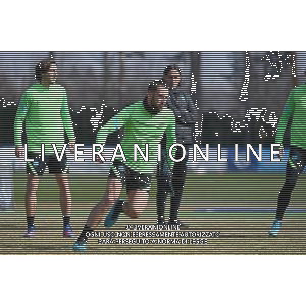 © TVRG Allenamento Champions Inter nella foto Stefan de Vrij Appiano Gentile (CO) 07-03-2022 Centro sportivo Suning in memoria di Angelo Moratti Allenamento dell\'Inter in preparazione della gara contro il Liverpool valevole per la gara di ritorno degli ottavi di finale della UEFA Champions League foto Roberto Garavaglia/ag. Aldo Liverani sas