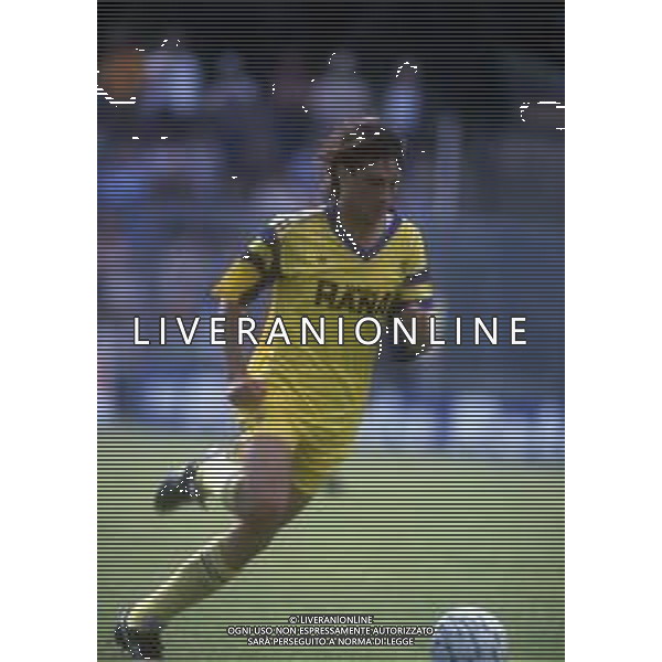 RETROSPETTIVA DAVIDE PELLEGRINI CALCIATORE NELLA FOTO DAVIDE PELLEGRINI CON LA MAGLIA DEL VERONA CALCIO AG ALDO LIVERANI SAS