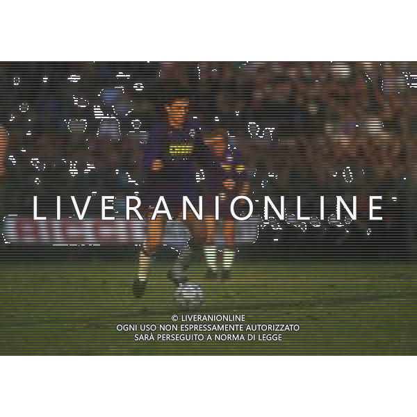 RETROSPETTIVA DAVIDE PELLEGRINI CALCIATORE NELLA FOTO DAVIDE PELLEGRINI CON LA MAGLIA DELLA FIORENTINA CALCIO AG ALDO LIVERANI SAS