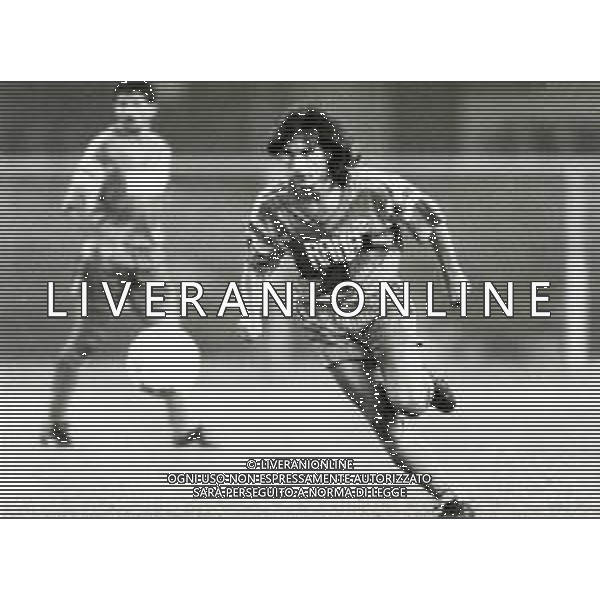 RETROSPETTIVA DAVIDE PELLEGRINI CALCIATORE NELLA FOTO DAVIDE PELLEGRINI CON LA MAGLIA DEL VERONA CALCIO AG ALDO LIVERANI SAS