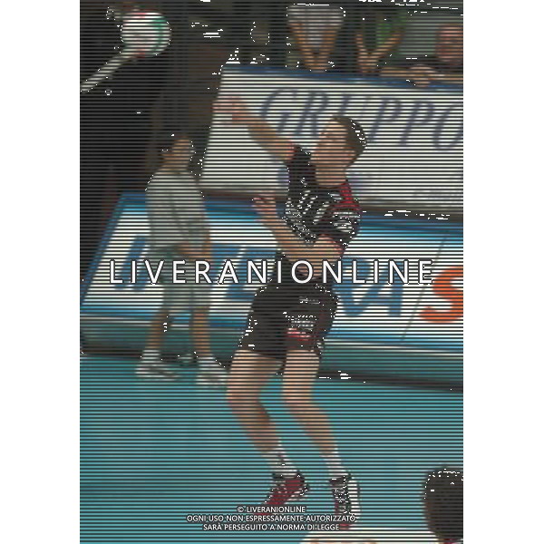 CUNEO 08/10/05 CAMPIONATO MASCHILE DI PALLAVOLO SERIE A1 BRE BANCA LANNUTTI CUNEO-SISLEY TREVISO NELLA FOTO ENDRERS GUSTAVO PH GIGI ARCAINI/AG.ALDO LIVERANI