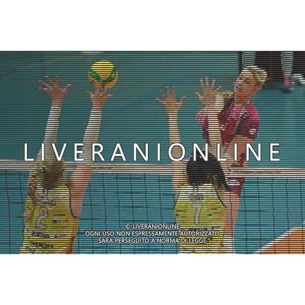 ¬© TVRG Magdalena Stysiak (Monza) Vero Volley Monza vs Antonio Carraro Imoco Volley Conegliano CEV Champions League - quarti di finale gara di andata Monza 09-03-2022 Arena di Monza foto Roberto Garavaglia/ag. Aldo Liverani sas/AGENZIA ALDO LIVERANI SAS