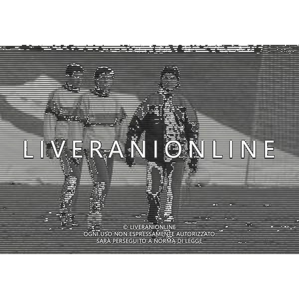 1991 MILANELLO-ALLENAMENTO MILAN CALCIO NELLA FOTO ARRIGO SACCHI CON ANGELO CARBONE E MAURO TASSOTTI AG ALDO LIVERANI SAS