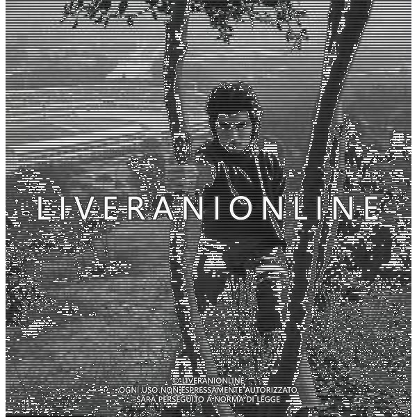 RETROSPETTIVA MASSIMO FARINELLI ATTORE NELLA FOTO MASSIMO FARINELLI A ROMA NELL\'ANNO 1970 AG ALDO LIVERANI SAS 