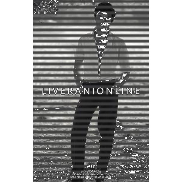 RETROSPETTIVA MASSIMO FARINELLI ATTORE NELLA FOTO MASSIMO FARINELLI A ROMA NELL\'ANNO 1968 AG ALDO LIVERANI SAS