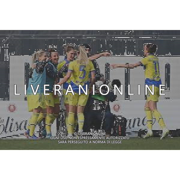 ¬© TVRG esultanza Juventus dopo il gol del 3 a 0 Cristiana Girelli Milan Women vs Juventus Women Coppa Italia femminile - semifinale gara di andata Milano 12-03-2022 Centro sportivo Peppino Vismara foto Roberto Garavaglia/ag. Aldo Liverani sas/AGENZIA ALDO LIVERANI SAS