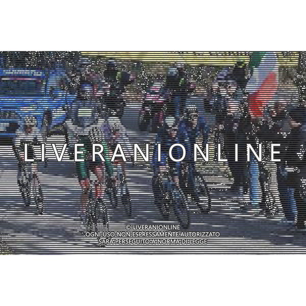 12-03-2022 Tirreno - Adriatico; Tappa 06 Apecchio - Carpegna; 2022, Trek - Segafredo; 2022, Movistar; 2022, Quick Step - Alpha Vinyl; 2022, Ag2r - Citroen; Simmons, Quinn; Aranburu Deva, Alexander; Mas, Enric; Alaphilippe, Julian; Cosnefroy, Benoit; Monte Carpegna; ©SIROTTI/AGENZIA ALDO LIVERANI SAS