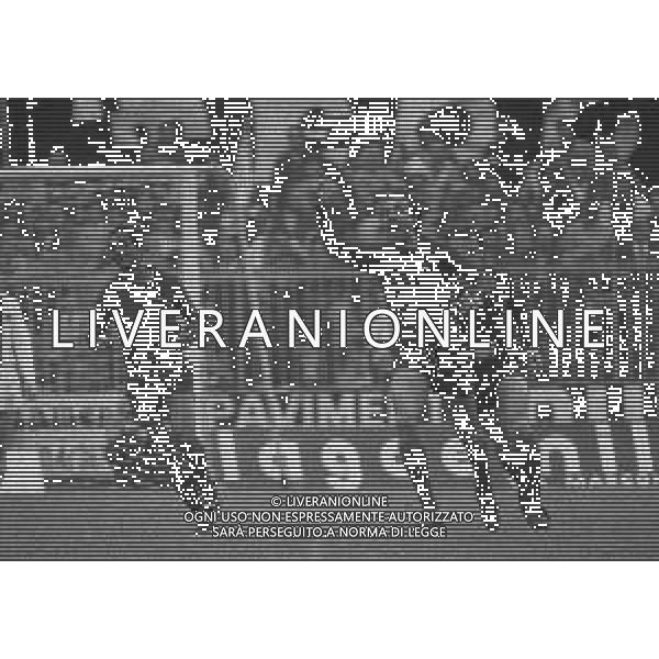 15-03-1981 BOLOGNA CAMPIONATO DI CALCIO SERIE A BOLOGNA-UDINESE 1-0 NELLA FOTO DOPO GOAL DANILO PILEGGI AG ALDO LIVERANI SAS