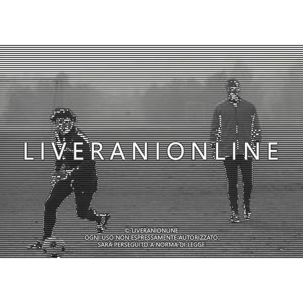 1974-1975 APPIANO GENTILE ALLENAMENTO INTER NELLA FOTO LUIS SUAREZ ALLENATORE INTER AG ALDO LIVERANI SAS